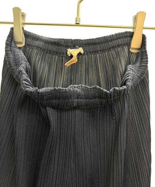 PLEATS PLEASE（プリーツプリーズ）PLEATS PLEASE (プリーツプリーズ) プリーツパンツ ネイビー サイズ:4の古着・服飾アイテム