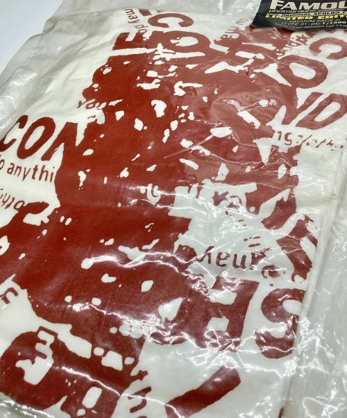 FAMOUZ（フェイマス）FAMOUZ (フェイマス) 真空パックTシャツ photographs 1997- 1998 ホワイト サイズ:不明 未使用品の古着・服飾アイテム