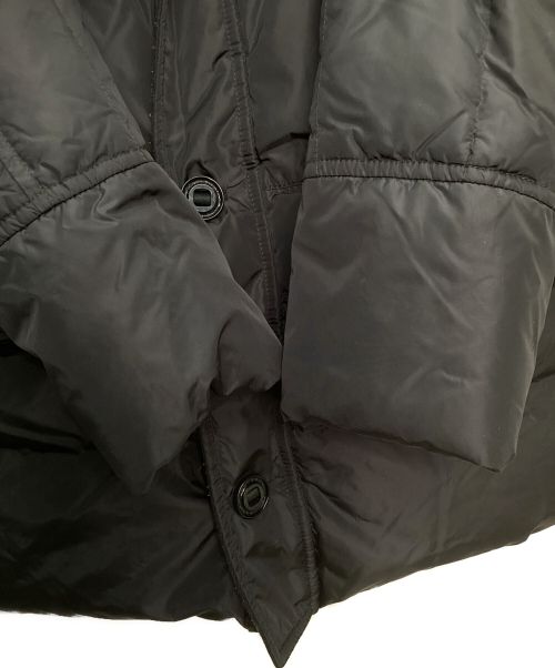 PEUTEREY（ピューテリー）PEUTEREY (ピューテリー) ダウンジャケット ネイビー サイズ:46の古着・服飾アイテム