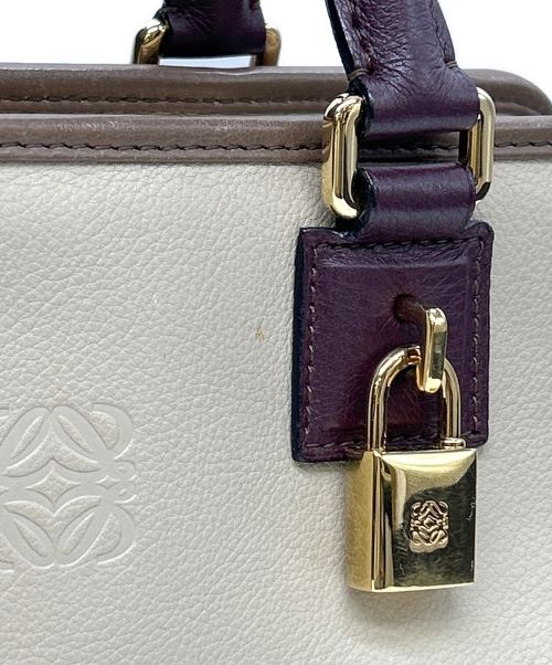 LOEWE（ロエベ）LOEWE (ロエベ) ハンドバッグ アマソナ28 トリコロール ベージュの古着・服飾アイテム