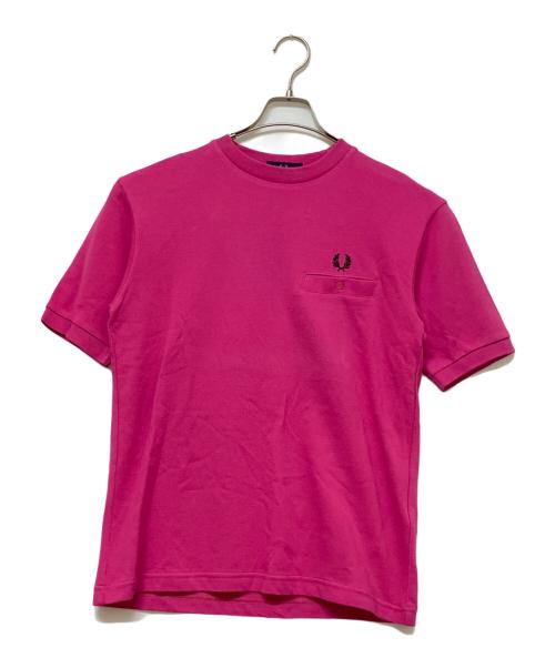 FRED PERRY（フレッドペリー）FRED PERRY (フレッドペリー) Tシャツ ショッキングピンク サイズ:Sの古着・服飾アイテム