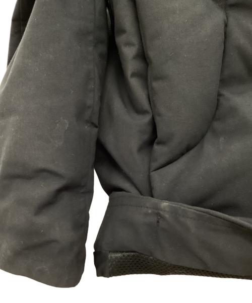 DESCENTE（デサント）DESCENTE (デサント) 水沢ダウンジャケット ブラック サイズ:Sの古着・服飾アイテム