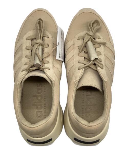 adidas（アディダス）adidas (アディダス) FEAR OF GOD ATHLETICS ATHLETICS LOS ANGELES ベージュ サイズ:27 未使用品の古着・服飾アイテム