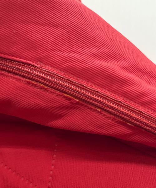 PLEATS PLEASE（プリーツプリーズ）PLEATS PLEASE (プリーツプリーズ) コート レッド サイズ:3の古着・服飾アイテム