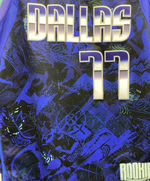 NIKE（ナイキ）NIKE (ナイキ) NBAタンクトップ Dallas Mavericks　Luka Doncic ブルー サイズ:Lの古着・服飾アイテム