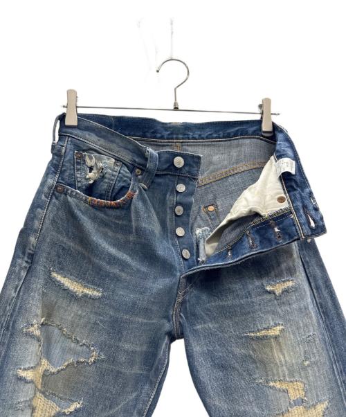 LEVI'S（リーバイス）LEVI'S (リーバイス) レイバーリペアード ダメージドデニムパンツ インディゴ サイズ:W31×L33の古着・服飾アイテム