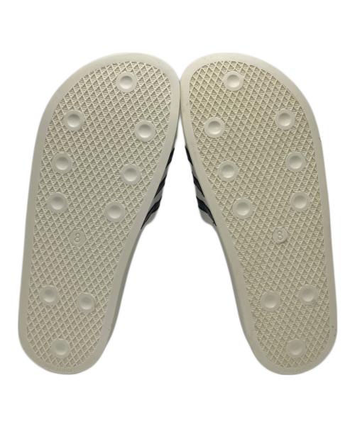 adidas（アディダス）adidas (アディダス) FEAR OF GOD (フィア・オブ・ゴッド) サンダル ホワイト サイズ:26.5 未使用品の古着・服飾アイテム