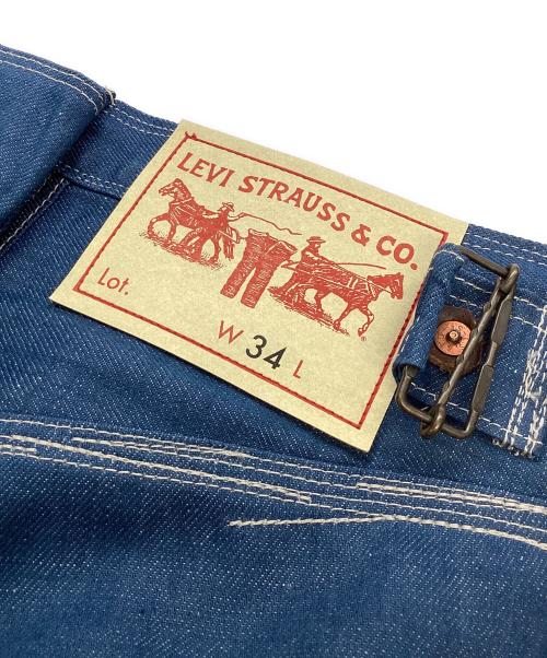 COMME des GARCONS JUNYA WATANABE MAN（コム デ ギャルソン ジュンヤ ワタナベ マン）COMME des GARCONS JUNYA WATANABE MAN (コム デ ギャルソン ジュンヤ ワタナベ マン) LEVI'S (リーバイス) デニムパンツ インディゴ サイズ:XSの古着・服飾アイテム