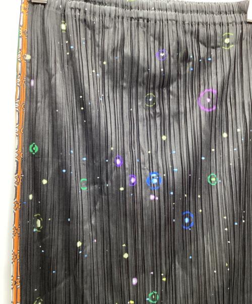 PLEATS PLEASE（プリーツプリーズ）PLEATS PLEASE (プリーツプリーズ) プリーツスカート ブラック サイズ:3の古着・服飾アイテム