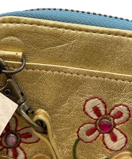 OLLEBOREBLA（アルベロベロ）OLLEBOREBLA (アルベロベロ) ショルダーウォレット ゴールドの古着・服飾アイテム