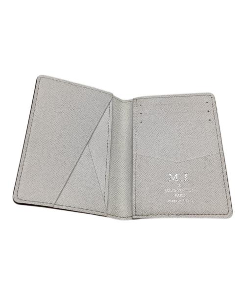 LOUIS VUITTON（ルイ ヴィトン）LOUIS VUITTON (ルイ ヴィトン) カードケース ホワイトの古着・服飾アイテム