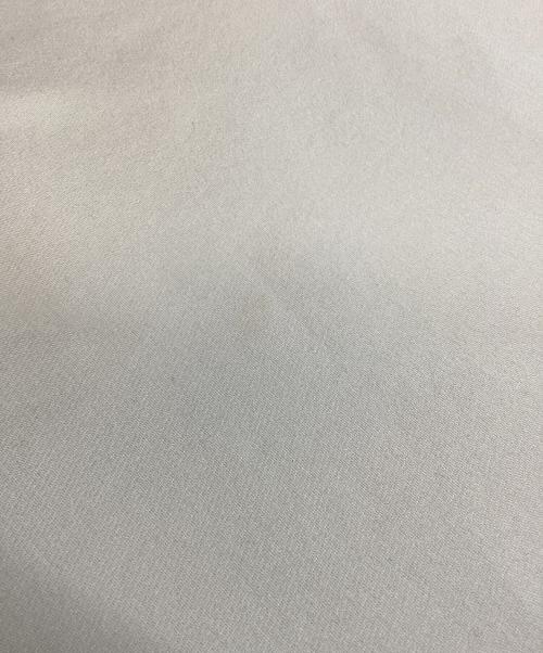 PRADA（プラダ）PRADA (プラダ) ビシュー付ノースリーブブラウス ベージュ サイズ:44の古着・服飾アイテム