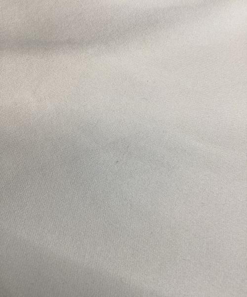 PRADA（プラダ）PRADA (プラダ) ビシュー付ノースリーブブラウス ベージュ サイズ:44の古着・服飾アイテム