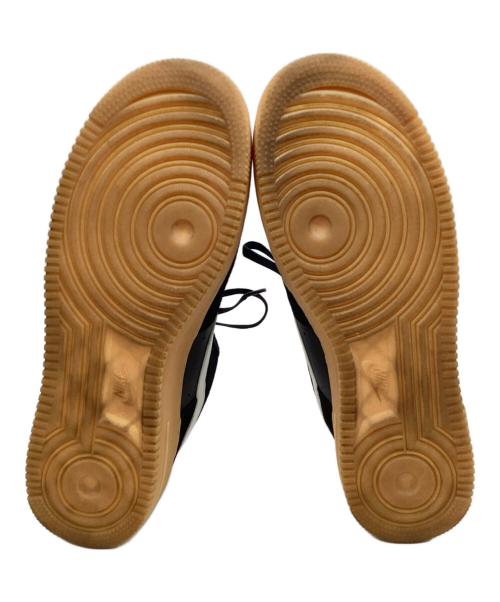 NIKE（ナイキ）NIKE (ナイキ) エアフォース1 ロー ブラック スウェード ガム ブラック サイズ:27.5の古着・服飾アイテム