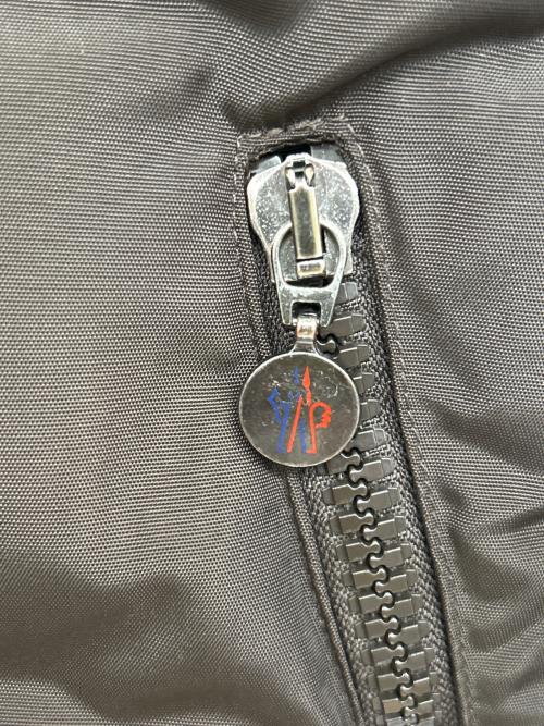 MONCLER（モンクレール）MONCLER (モンクレール) ダウンコート ブラウン サイズ:1の古着・服飾アイテム