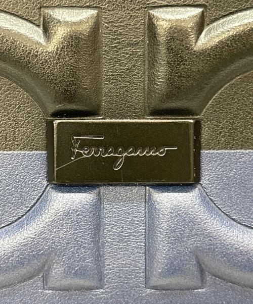 Salvatore Ferragamo（サルヴァトーレ フェラガモ）Salvatore Ferragamo (サルヴァトーレ フェラガモ) クラッチバッグ ブラック×ネイビーの古着・服飾アイテム