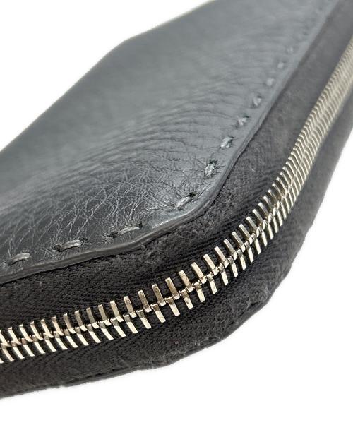 FENDI（フェンディ）FENDI (フェンディ) ラウンドファスナー長財布の古着・服飾アイテム