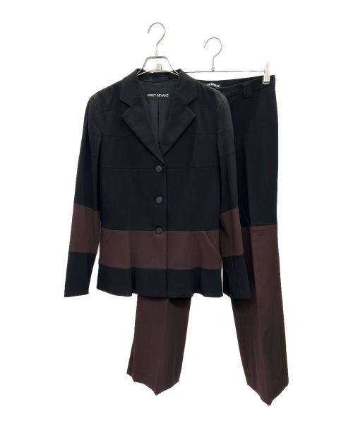 ISSEY MIYAKE（イッセイミヤケ）ISSEY MIYAKE (イッセイミヤケ) セットアップスーツ ブラック×ブラウン サイズ:2の古着・服飾アイテム