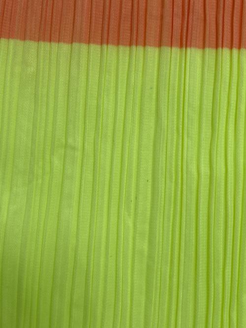 PLEATS PLEASE（プリーツプリーズ）PLEATS PLEASE (プリーツプリーズ) スカート イエロー×ブラウン サイズ:2の古着・服飾アイテム