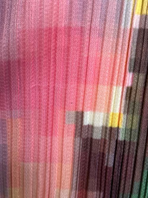 PLEATS PLEASE（プリーツプリーズ）PLEATS PLEASE (プリーツプリーズ) ワンピース マルチカラー サイズ:　の古着・服飾アイテム