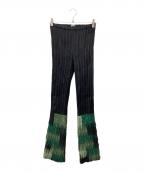 ISSEY MIYAKE FETEイッセイミヤケフェット）の古着「プリーツパンツ」｜ブラック