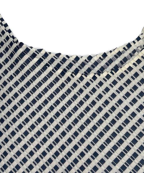 PLEATS PLEASE（プリーツプリーズ）PLEATS PLEASE (プリーツプリーズ) ノースリーブワンピース ネイビー×ホワイト サイズ:5の古着・服飾アイテム
