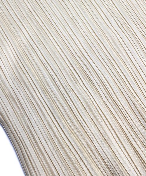 PLEATS PLEASE（プリーツプリーズ）PLEATS PLEASE (プリーツプリーズ) プリーツ半袖ブラウス アイボリー サイズ:3の古着・服飾アイテム