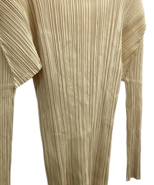 PLEATS PLEASE（プリーツプリーズ）PLEATS PLEASE (プリーツプリーズ) プリーツハイネックカットソー ベージュ サイズ:3の古着・服飾アイテム