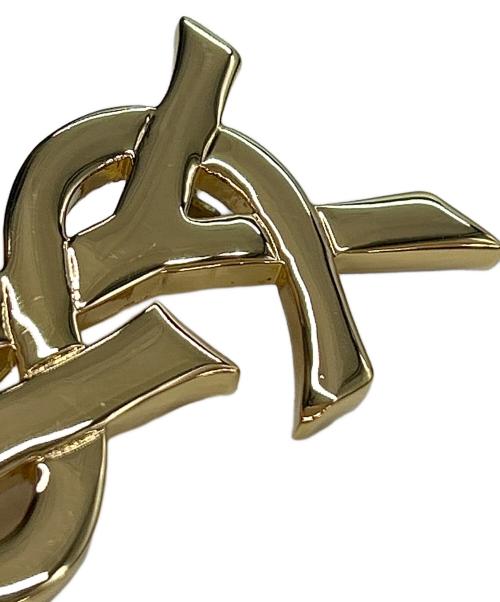 Yves Saint Laurent（イヴサンローラン）Yves Saint Laurent (イヴサンローラン) ロゴブローチ ゴールドカラーの古着・服飾アイテム