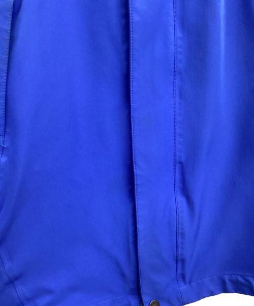 THE NORTH FACE（ザ ノース フェイス）THE NORTH FACE (ザ ノース フェイス) マウンテンジャケット ブルー×ブラック サイズ:Sの古着・服飾アイテム