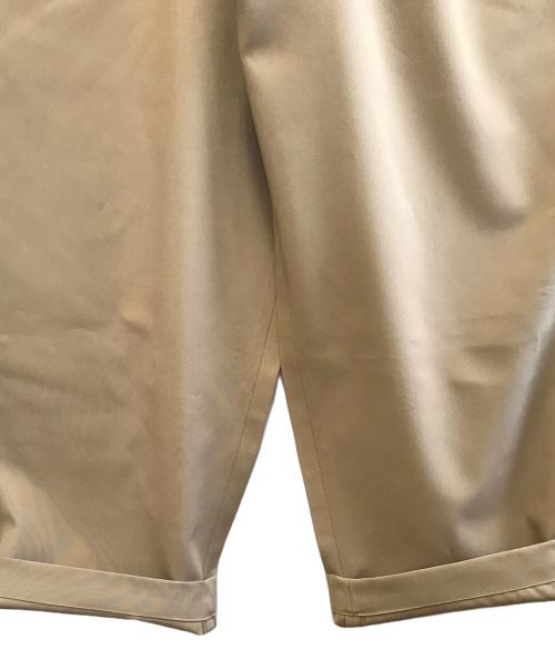 ISSEY MIYAKE（イッセイミヤケ）ISSEY MIYAKE (イッセイミヤケ) イージーパンツ カーキ サイズ:2の古着・服飾アイテム