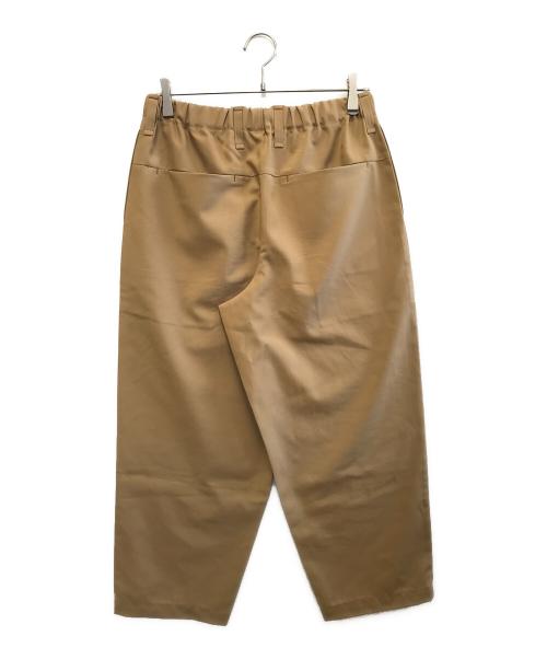 ISSEY MIYAKE（イッセイミヤケ）ISSEY MIYAKE (イッセイミヤケ) イージーパンツ カーキ サイズ:2の古着・服飾アイテム