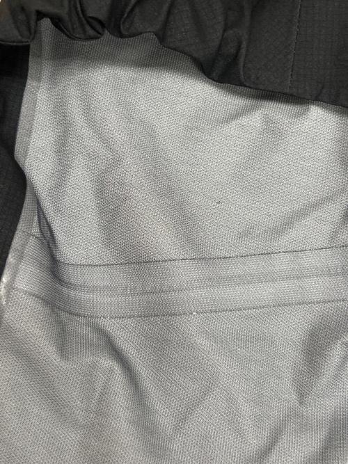 ARC'TERYX（アークテリクス）ARC'TERYX (アークテリクス) レインジャケット ブラック サイズ:Sの古着・服飾アイテム