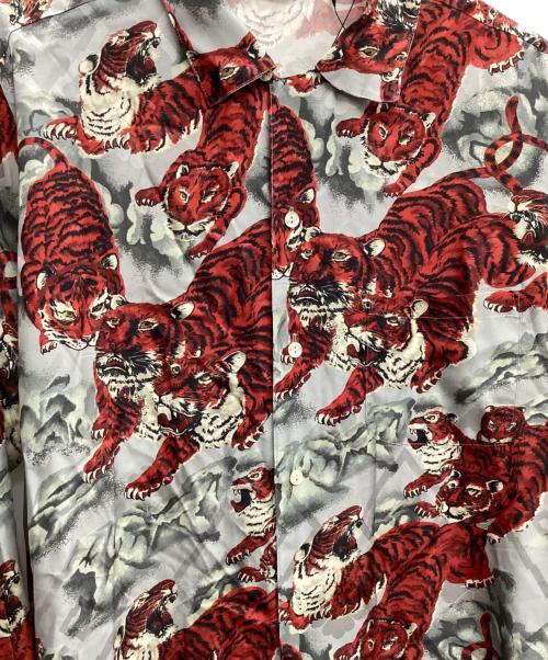 NIPOALOHA（二ポアロハ）NIPOALOHA (二ポアロハ) SILK LONG SLEEVE ALOHA SHIRT(百虎) グレー サイズ:4の古着・服飾アイテム