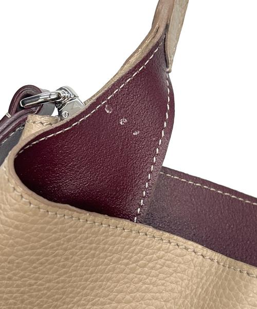 TOD'S（トッズ）TOD'S (トッズ) ショルダーバッグ ベージュの古着・服飾アイテム