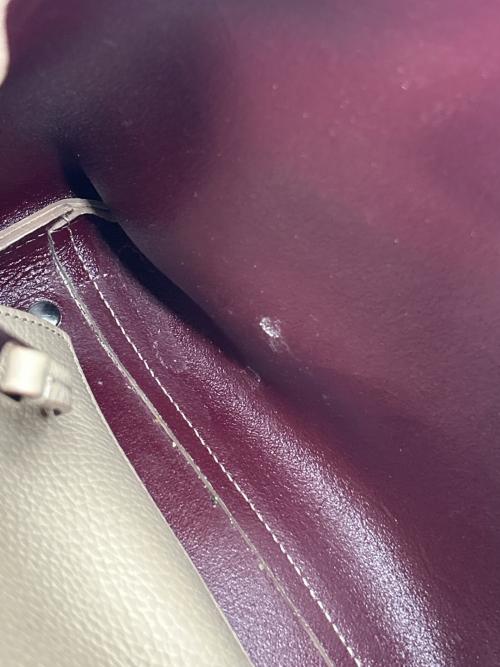 TOD'S（トッズ）TOD'S (トッズ) ショルダーバッグ ベージュの古着・服飾アイテム