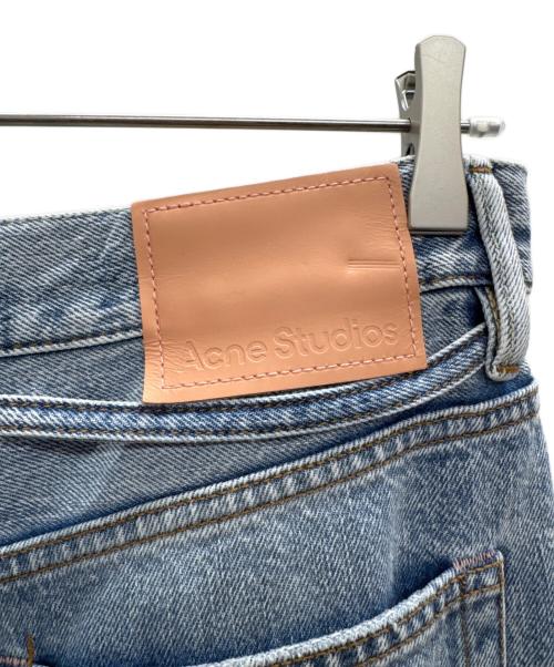 Acne studios（アクネ ストゥディオス）Acne studios (アクネ ストゥディオス) ベルテッドデニムパンツ インディゴ サイズ:W32×L32の古着・服飾アイテム