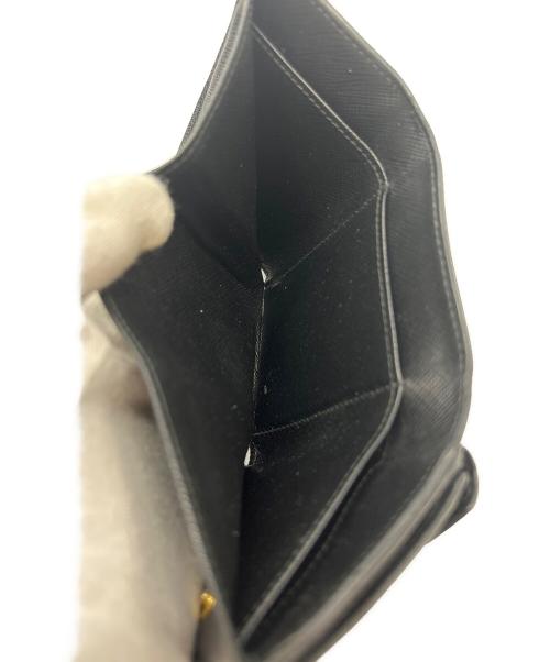 PRADA（プラダ）PRADA (プラダ) 3つ折り財布 ブラックの古着・服飾アイテム