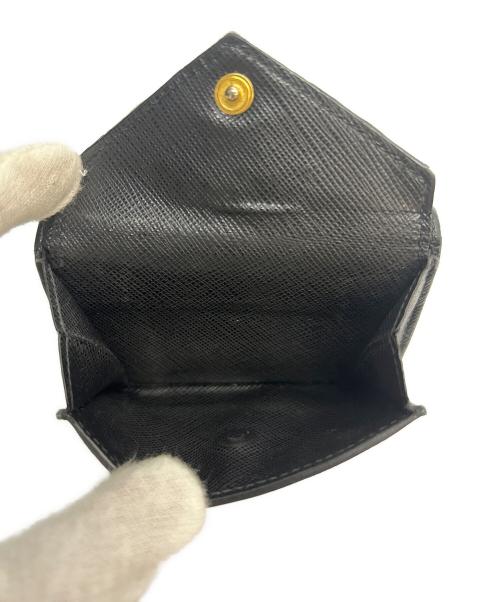 PRADA（プラダ）PRADA (プラダ) 3つ折り財布 ブラックの古着・服飾アイテム