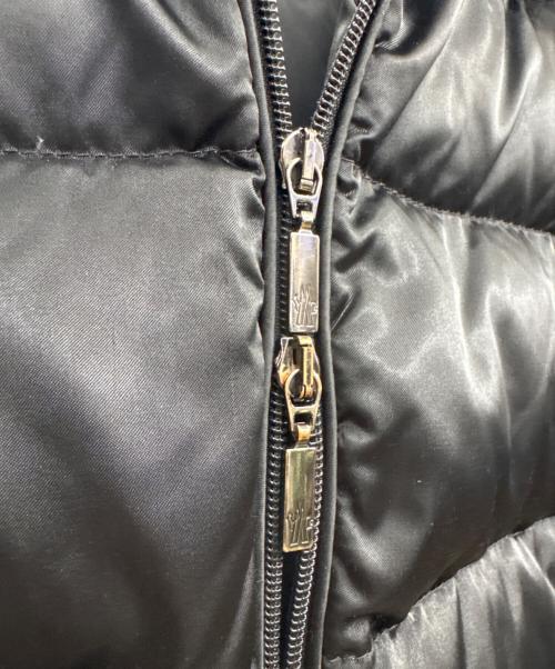 MONCLER（モンクレール）MONCLER (モンクレール) ダウンジャケット ブラックの古着・服飾アイテム