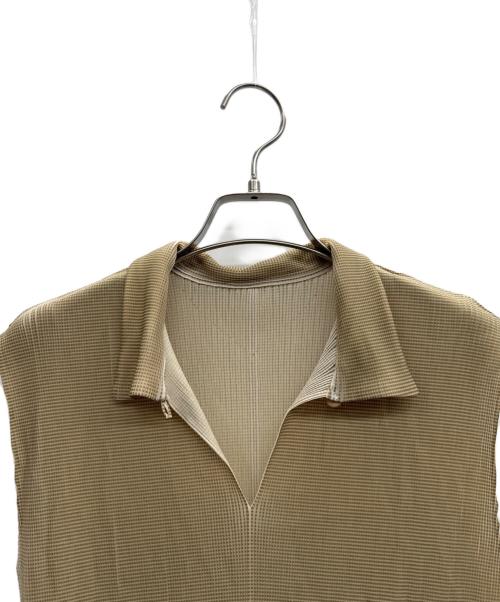 PLEATS PLEASE（プリーツプリーズ）PLEATS PLEASE (プリーツプリーズ) ノースリーブカットソー ベージュ サイズ:3の古着・服飾アイテム