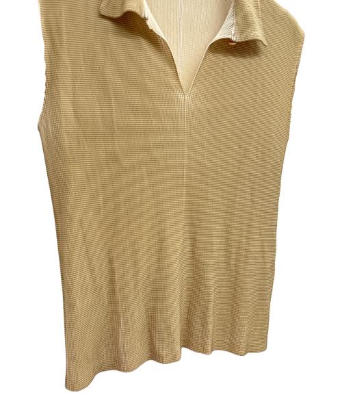 PLEATS PLEASE（プリーツプリーズ）PLEATS PLEASE (プリーツプリーズ) ノースリーブカットソー ベージュ サイズ:3の古着・服飾アイテム