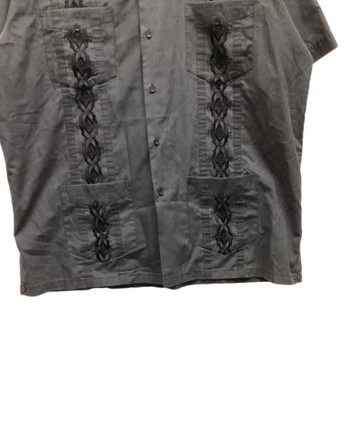 ATTRAK（アトラクト）ATTRAK (アトラクト) 半袖シャツ ブラック サイズ:XLの古着・服飾アイテム