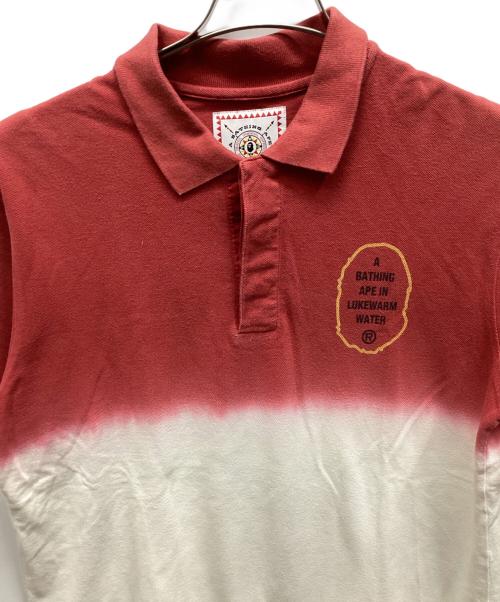 A BATHING APE（アベイシングエイプ）A BATHING APE (アベイシングエイプ) ポロシャツ レッド×ホワイト サイズ:Mの古着・服飾アイテム