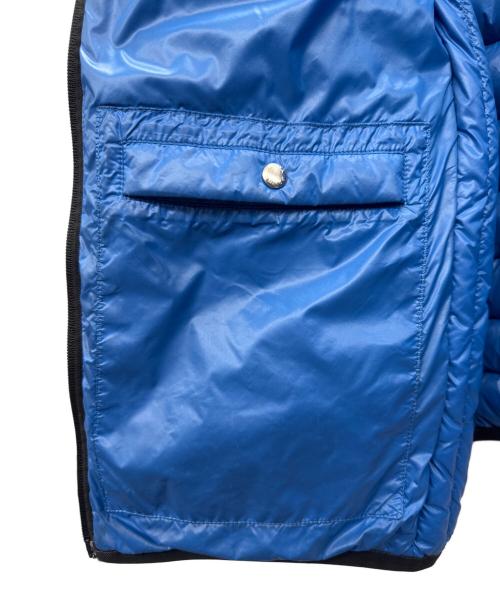 PRADA（プラダ）PRADA (プラダ) ダウンジャケット ブラック×ブルー サイズ:48の古着・服飾アイテム