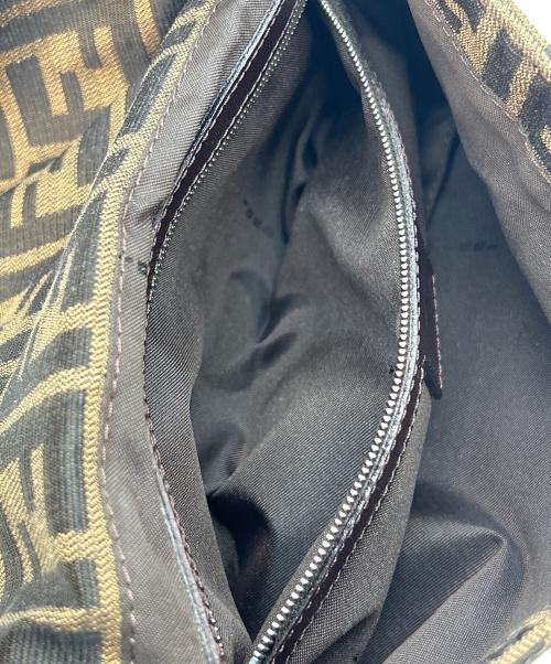 FENDI（フェンディ）FENDI (フェンディ) ハンドバッグ ズッカ ブラウンの古着・服飾アイテム
