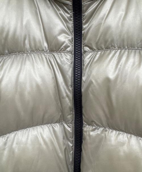 THE NORTH FACE（ザ ノース フェイス）THE NORTH FACE (ザ ノース フェイス) ダウンジャケット グレー サイズ:Mの古着・服飾アイテム