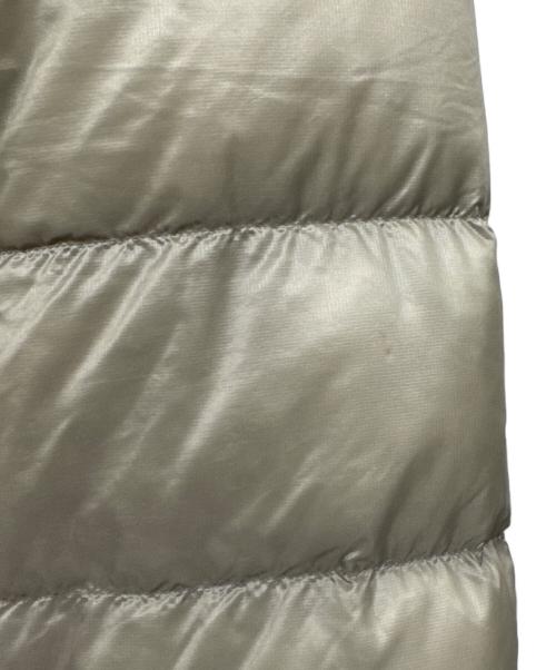 THE NORTH FACE（ザ ノース フェイス）THE NORTH FACE (ザ ノース フェイス) ダウンジャケット グレー サイズ:Mの古着・服飾アイテム