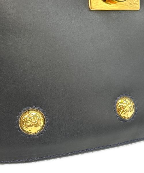 Salvatore Ferragamo（サルヴァトーレ フェラガモ）Salvatore Ferragamo (サルヴァトーレ フェラガモ) ショルダーバッグ ブラックの古着・服飾アイテム