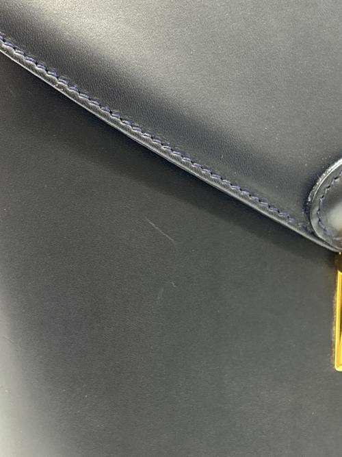 Salvatore Ferragamo（サルヴァトーレ フェラガモ）Salvatore Ferragamo (サルヴァトーレ フェラガモ) ショルダーバッグ ブラックの古着・服飾アイテム